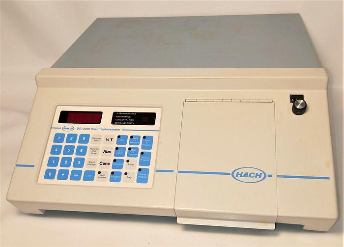 Used Hach DR/3000 Visible Spectrophotometer (340 to 1000nm)